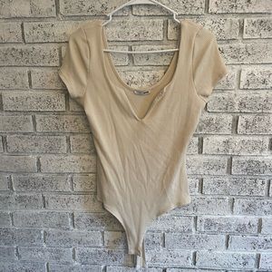 Shortsleeved Bodysuit